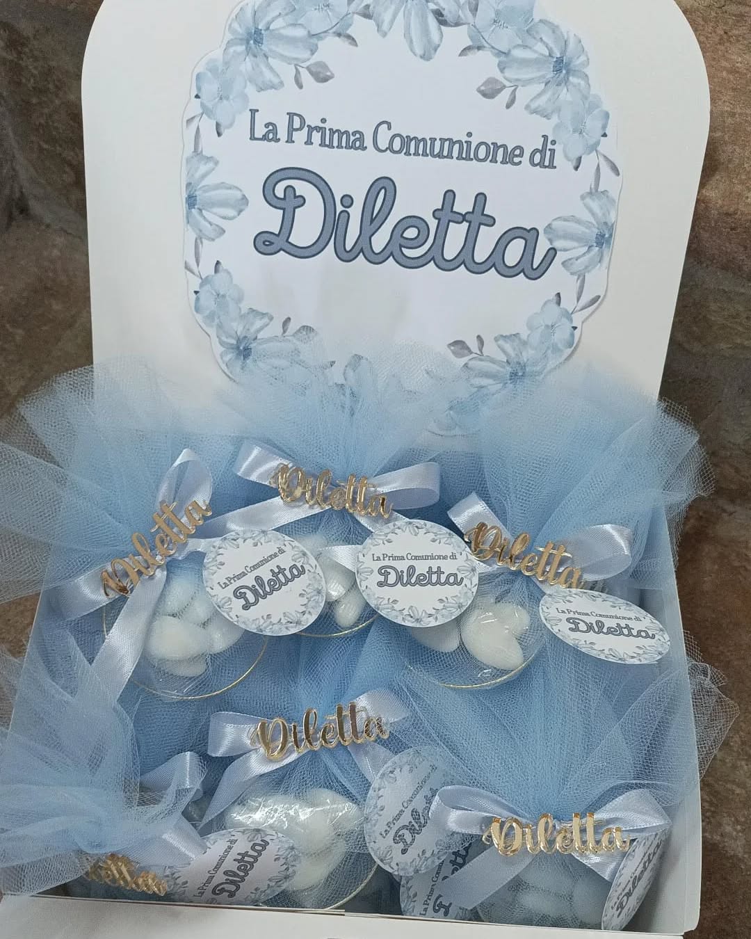 segnaposto/bomboniera con Cerchietto e nome in plexiglass
