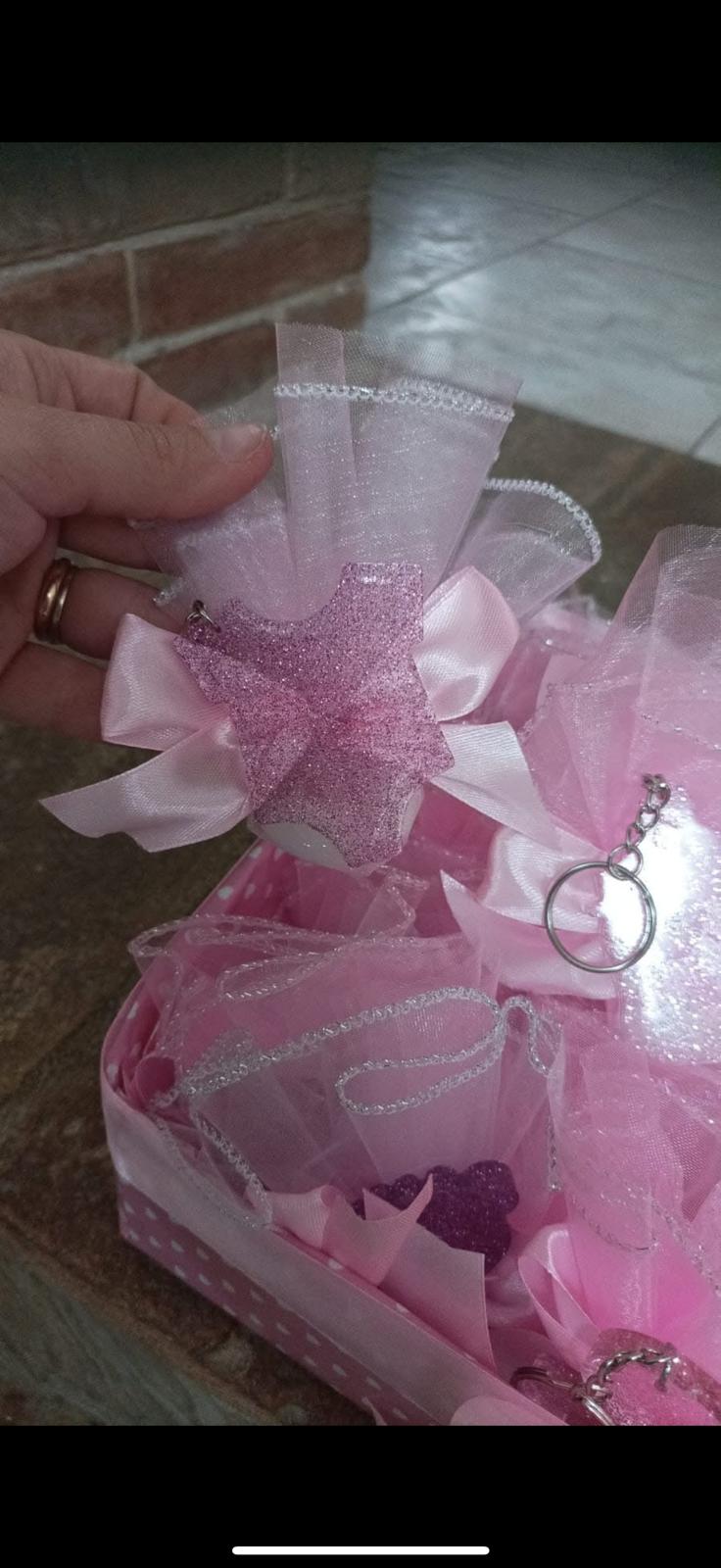 Bomboniera portachiavi in resina